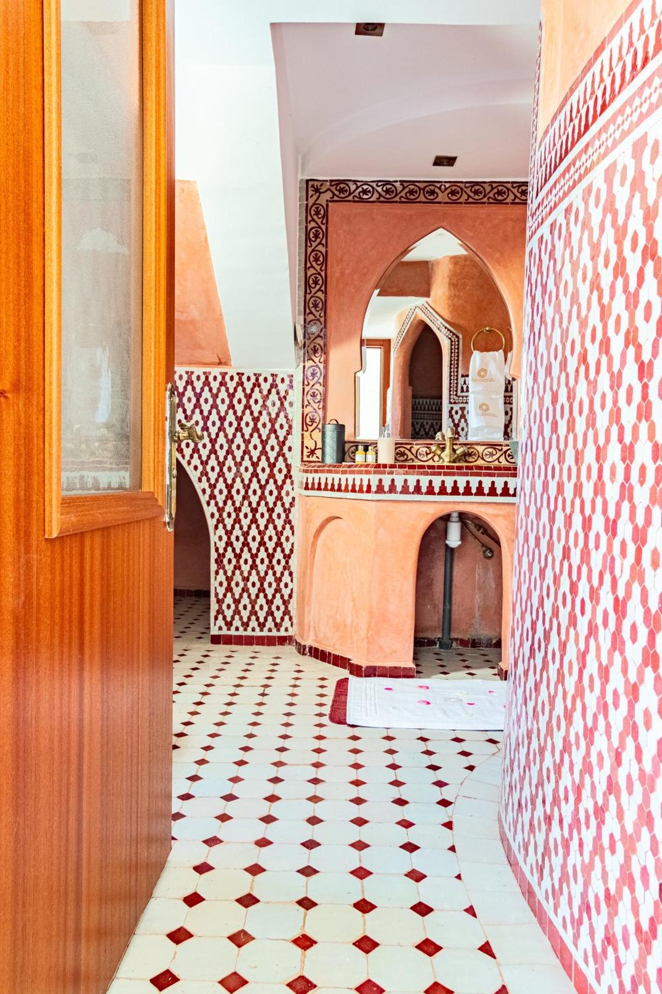 Palais Les Sources De L'Atlas & Spa El Harkat Экстерьер фото